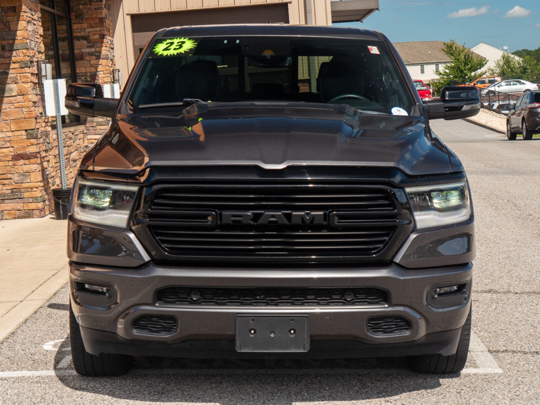 Used 2023 RAM 1500 Laramie AWD/4WD image 8