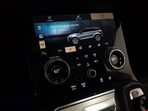 Used 2023 Land Rover Range Rover Evoque SE image 32