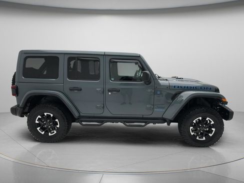 Used 2024 Jeep Wrangler Unlimited Rubicon 4xe AWD/4WD image 4