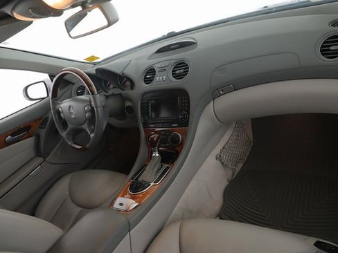 Used 2007 Mercedes-Benz SL 550 image 25