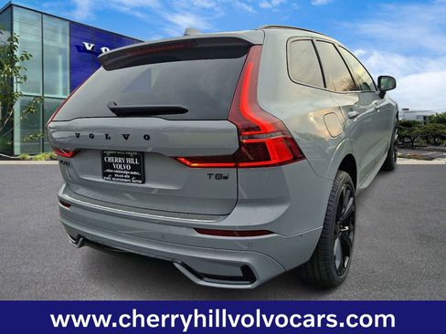 New 2026 Volvo XC60 T8 Ultra w/ Protection Package Premier image 5