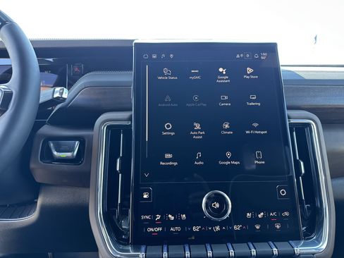 Used 2026 GMC Yukon Denali Ultimate w/ LPO, Floor Liner Package image 24