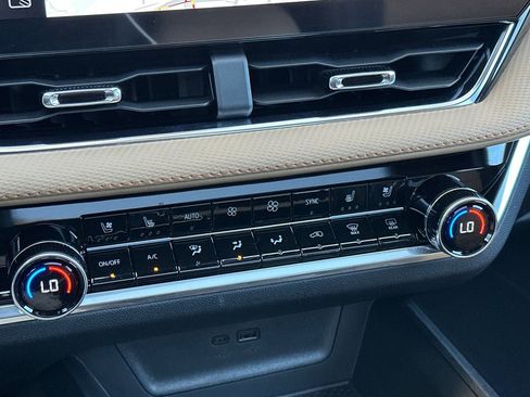 New 2026 Chevrolet Equinox ACTIV w/ Convenience Package III image 21