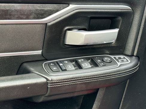 Used 2024 RAM 2500 Big Horn image 10