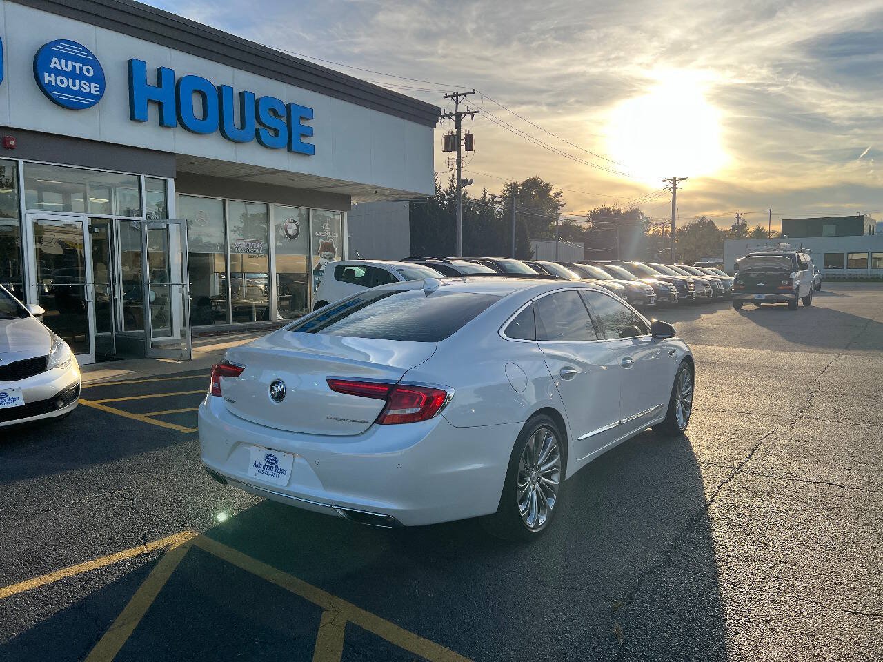 Used 2017 Buick LaCrosse Premium w/ Sun and Shade Package FWD image 11