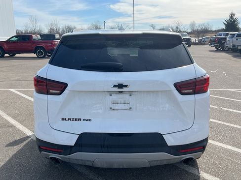 Used 2023 Chevrolet Blazer LT image 4