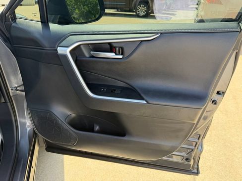 Used 2019 Toyota RAV4 Limited w/ All Weather Liner Package AWD/4WD image 35