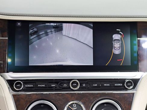 Used 2020 Bentley Continental GT image 25