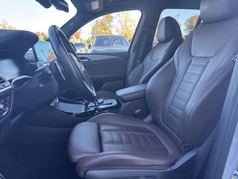 Used 2023 BMW X3 M40i w/ Premium Package image 15