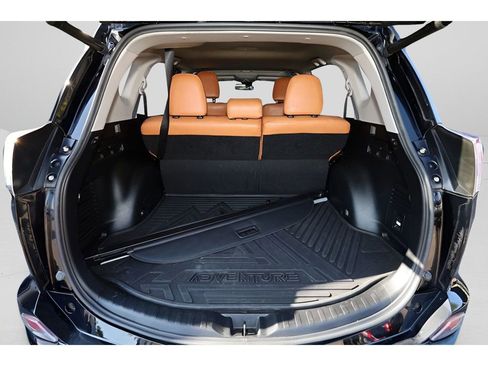 Used 2018 Toyota RAV4 Adventure image 15