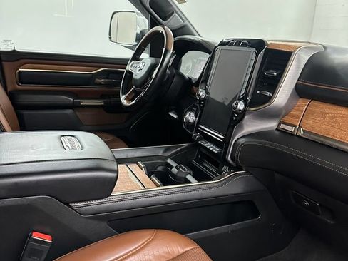 Used 2022 RAM 1500 Limited AWD/4WD image 40