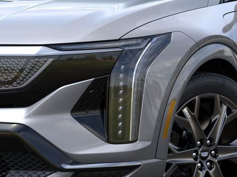 New 2026 Cadillac Optiq V image 10