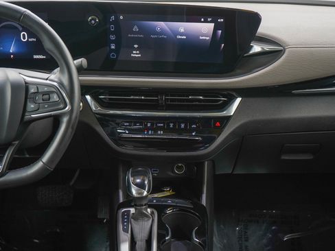 Used 2024 Buick Envista Avenir FWD image 17