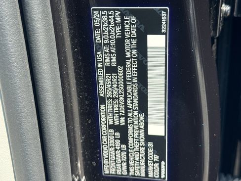 Certified 2025 Volvo EX90 Ultra AWD/4WD image 37