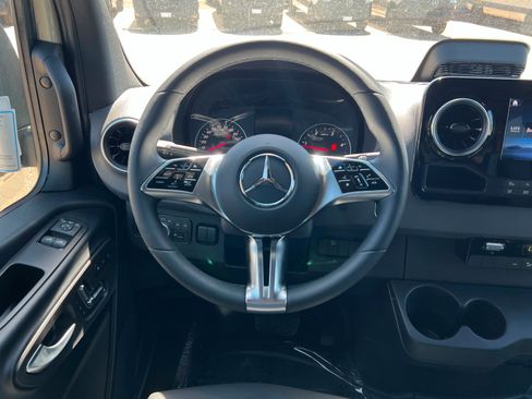 New 2026 Mercedes-Benz Sprinter 2500 image 12