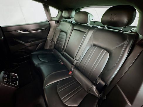 Used 2023 Maserati Levante Modena image 23