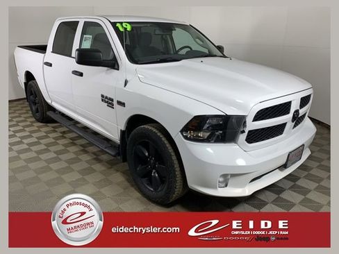 Used 2019 RAM 1500 Express w/ Wheel & Sound Group AWD/4WD image 1