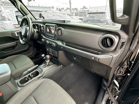 Used 2021 Jeep Wrangler Unlimited Willys image 33