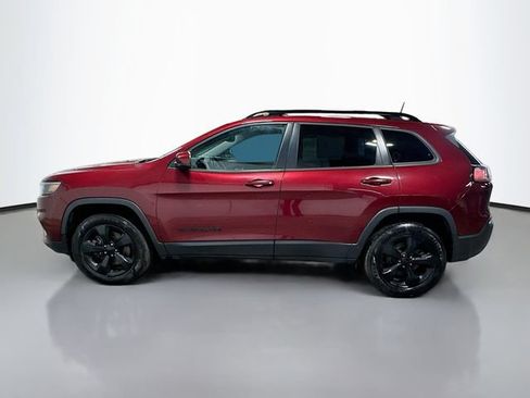 Used 2019 Jeep Cherokee Latitude Plus AWD/4WD image 9
