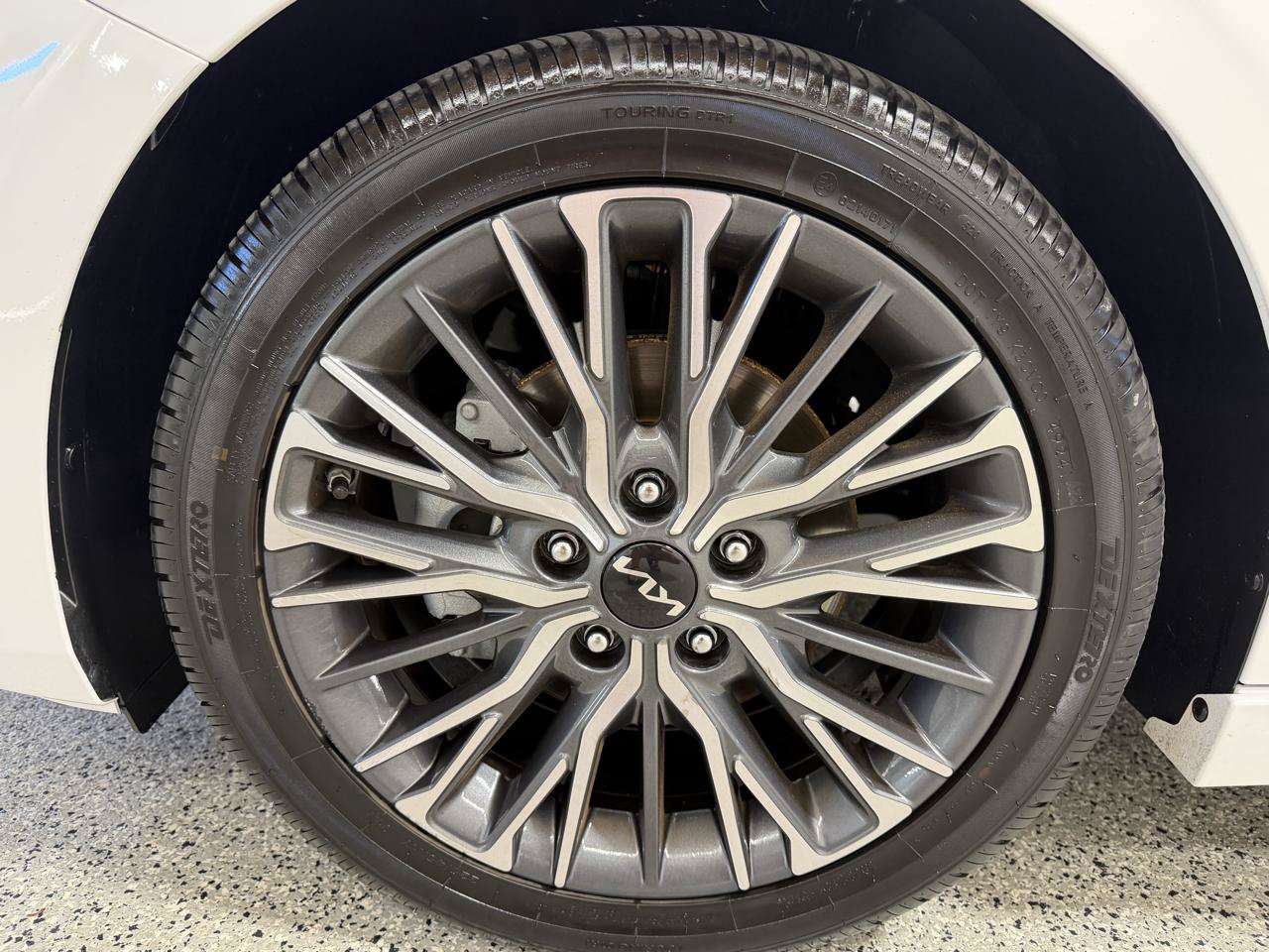 Used 2022 Kia Forte GT-Line w/ GT-Line Premium Package FWD image 9