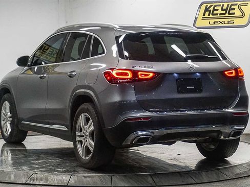 Used 2023 Mercedes-Benz GLA 250 image 2