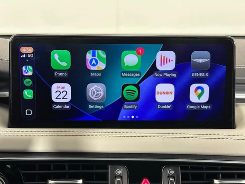 Used 2023 Genesis G70 2.0T w/ Sport Prestige Package image 3