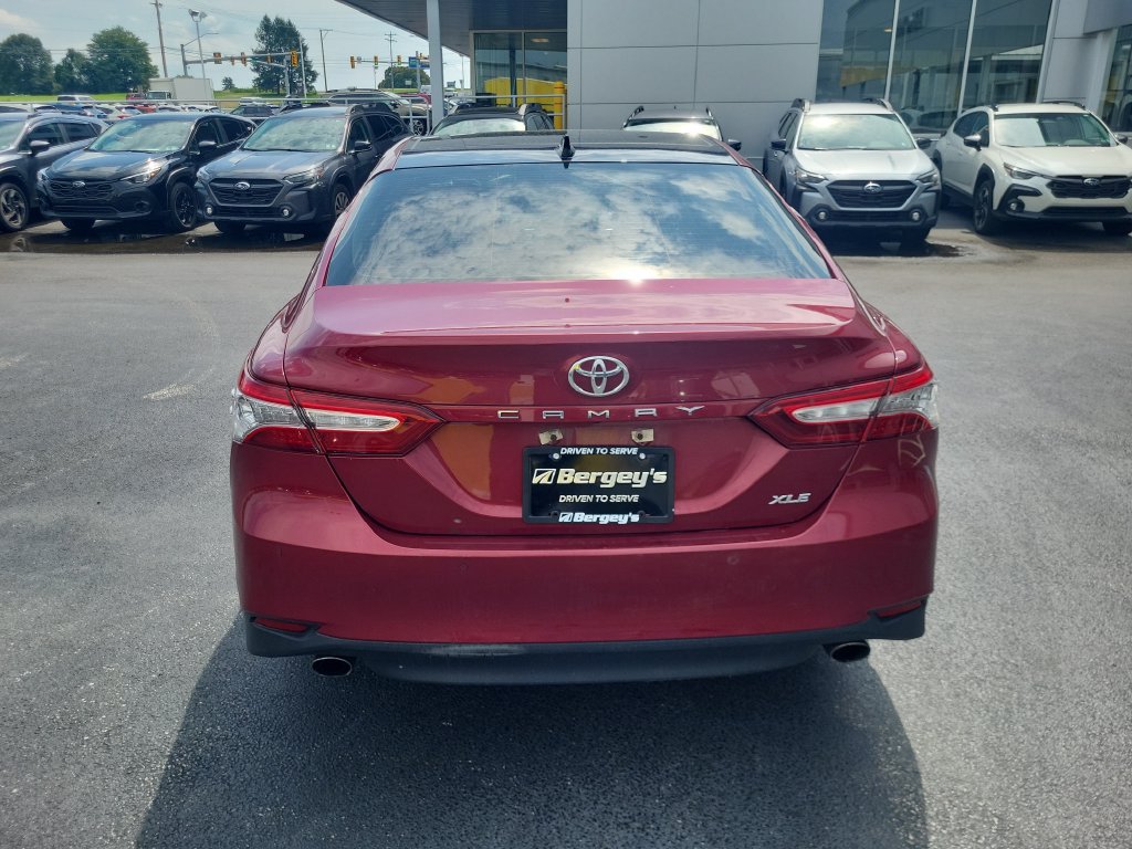 Used 2018 Toyota Camry XLE w/ Driver Assist Package FWD image 3