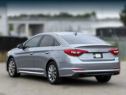 Used 2016 Hyundai Sonata Sport w/ Option Group 1V FWD image 10