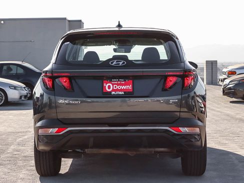 Used 2023 Hyundai Tucson SE AWD/4WD image 5