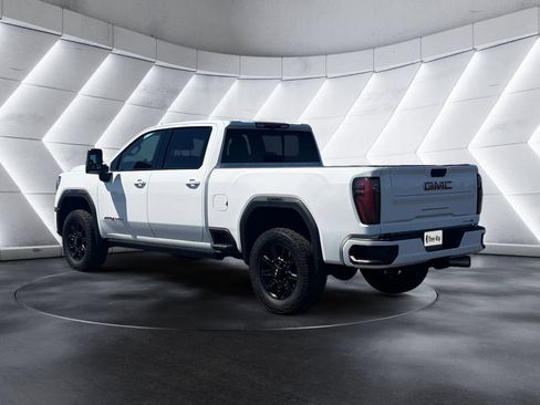 Certified 2024 GMC Sierra 2500 AT4 w/ AT4 Premium Plus Package AWD/4WD image 3