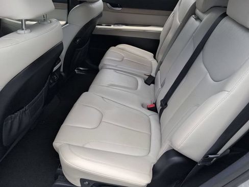 Used 2022 Hyundai Palisade SEL w/ 8P Bench Seat Package FWD image 24