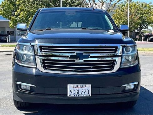 Used 2018 Chevrolet Tahoe Premier AWD/4WD image 3