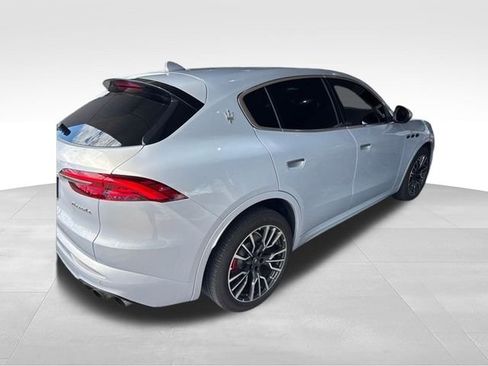 Used 2023 Maserati Grecale GT AWD/4WD image 4