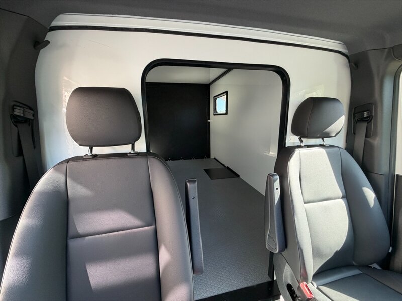 Used 2023 Mercedes-Benz Sprinter 3500 image 12