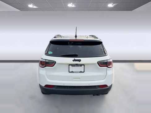 Used 2021 Jeep Compass Latitude image 6