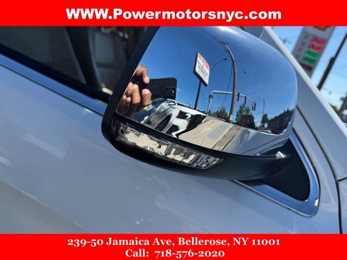 Used 2019 Jeep Grand Cherokee Limited AWD/4WD image 14