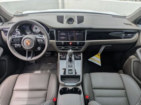 New 2025 Porsche Macan S image 22