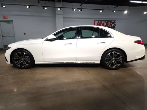 Used 2025 Mercedes-Benz E 350 Sedan w/ Winter Package image 4