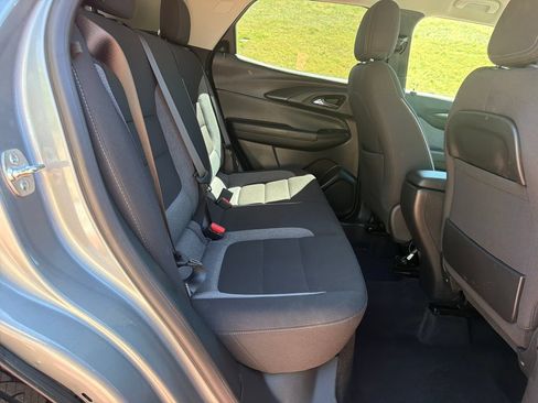 Used 2025 Chevrolet TrailBlazer LT AWD/4WD image 26