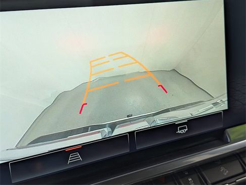 Used 2022 GMC Sierra 1500 Elevation image 25