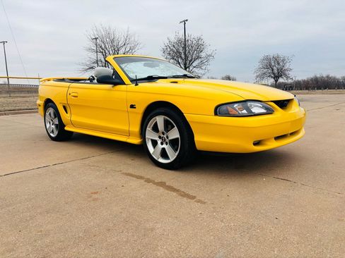 Used 1995 Ford Mustang GT RWD image 36
