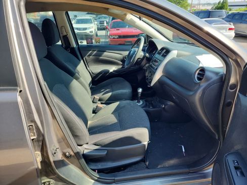Used 2017 Nissan Versa SV FWD image 21