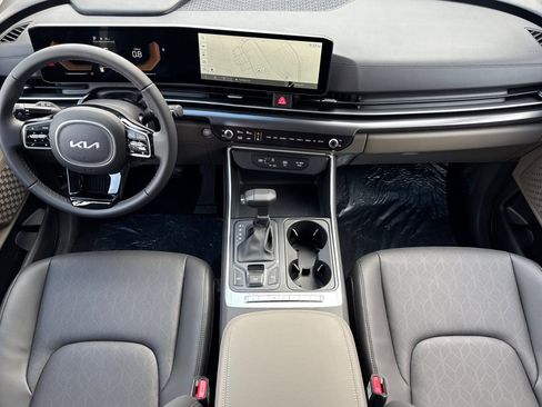 New 2026 Kia Carnival LXS image 13