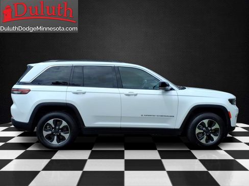 Used 2024 Jeep Grand Cherokee Limited 4xe AWD/4WD image 6