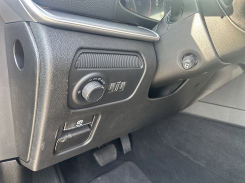 New 2026 Jeep Grand Wagoneer 4WD w/ Premium Group I image 38