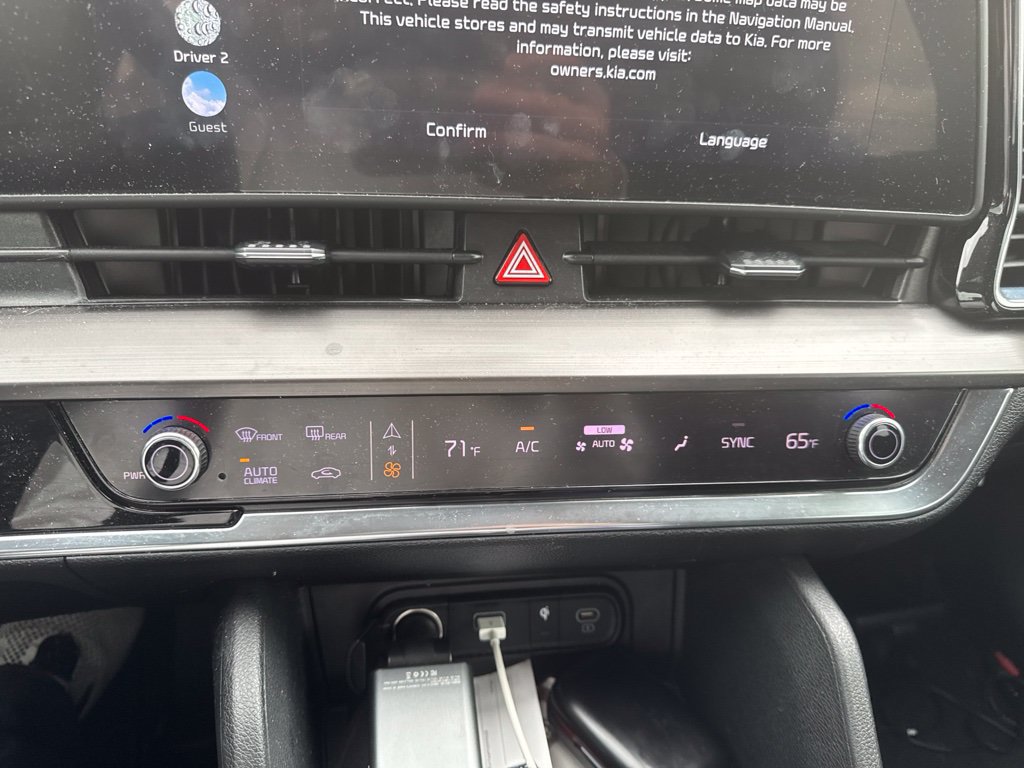 Used 2023 Kia Sportage EX FWD image 19