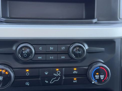 Used 2024 Ford F350 XLT w/ FX4 Off-Road Package image 40