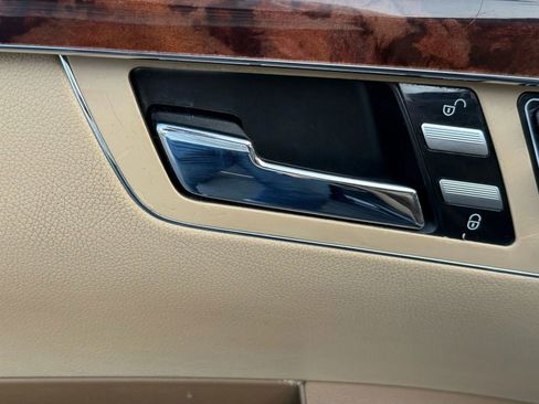 Used 2009 Mercedes-Benz S 550 4MATIC image 15