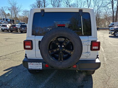 Certified 2021 Jeep Wrangler Unlimited Sahara AWD/4WD image 6