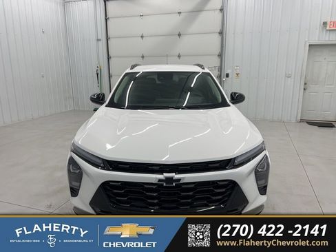 New 2026 Chevrolet Trax ACTIV w/ Driver Confidence Package image 7